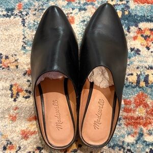 Madewell Black Leather Slip-On Mules 7 Clogs Slides stacked leather heel EUC